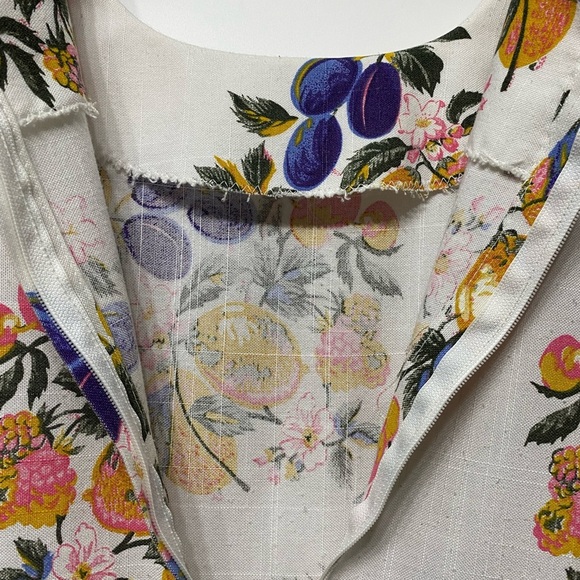 Day Dress VTG Hand Made Momcore Short Sleeve Midi Fruit Floral Pleat M Cottage - Picture 5 of 12